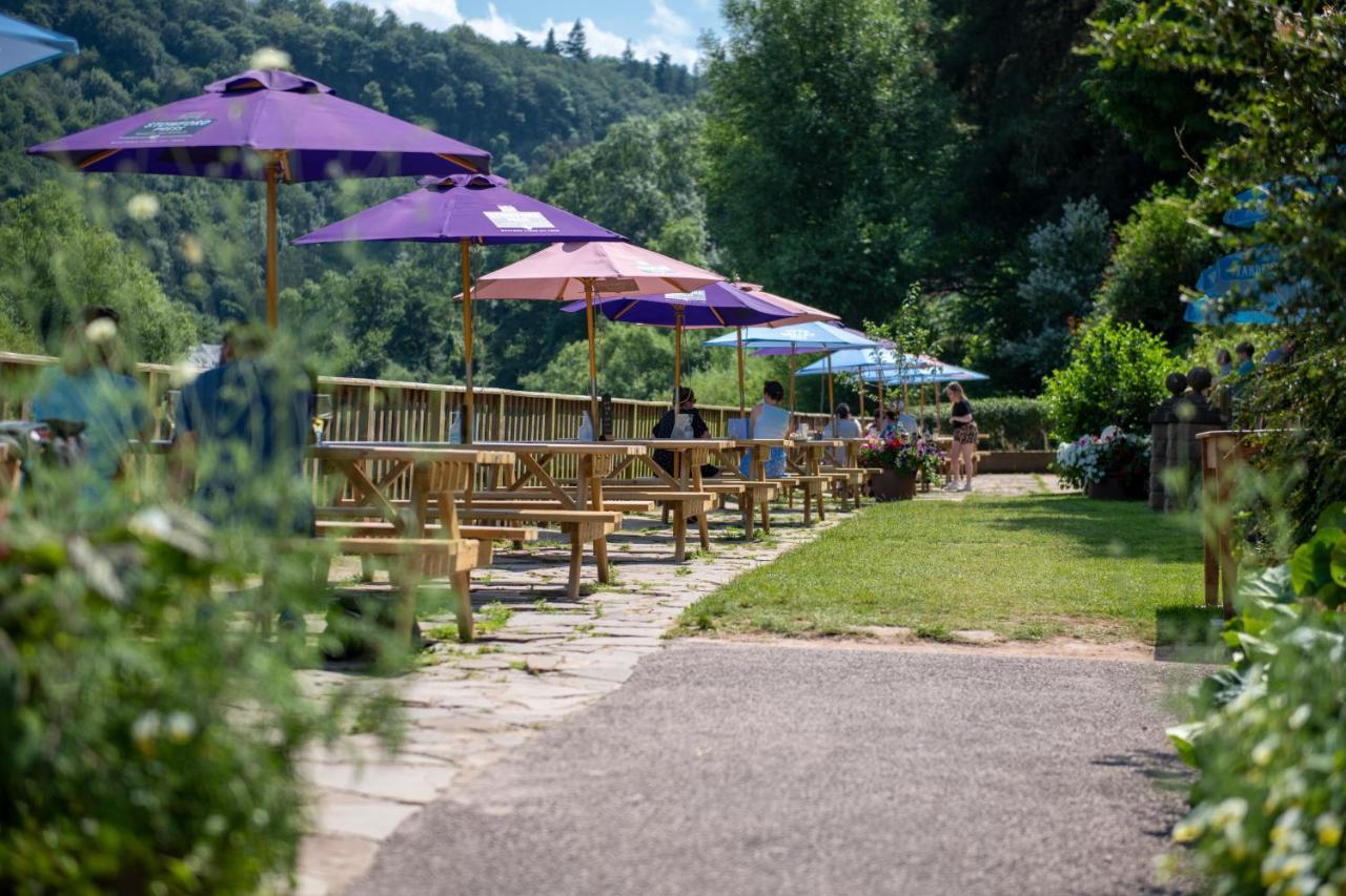 Ye Old Ferrie Inn Symonds Yat Exterior photo